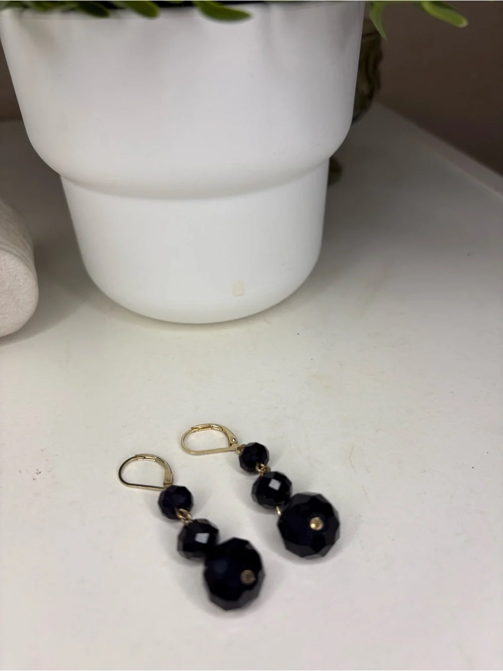 Vintage Black Faceted Bead Drop Earrings Gold Tone Leverback Triple Tier